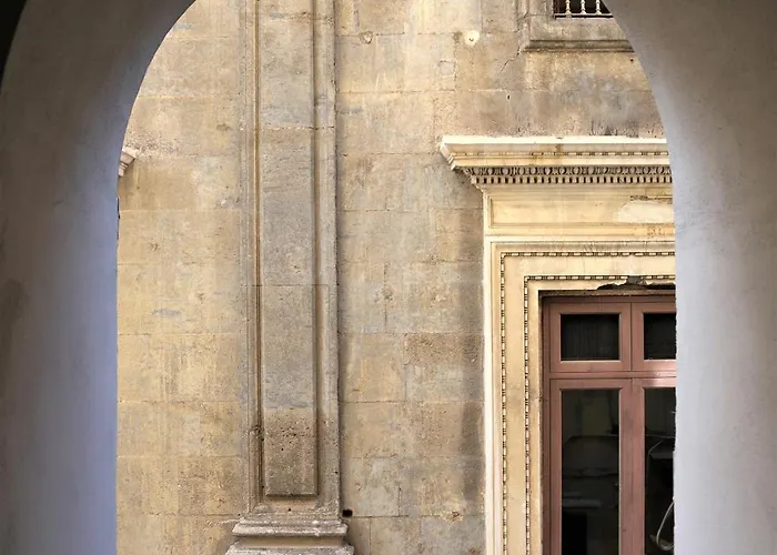 Famme Sta Cuiete Centro *